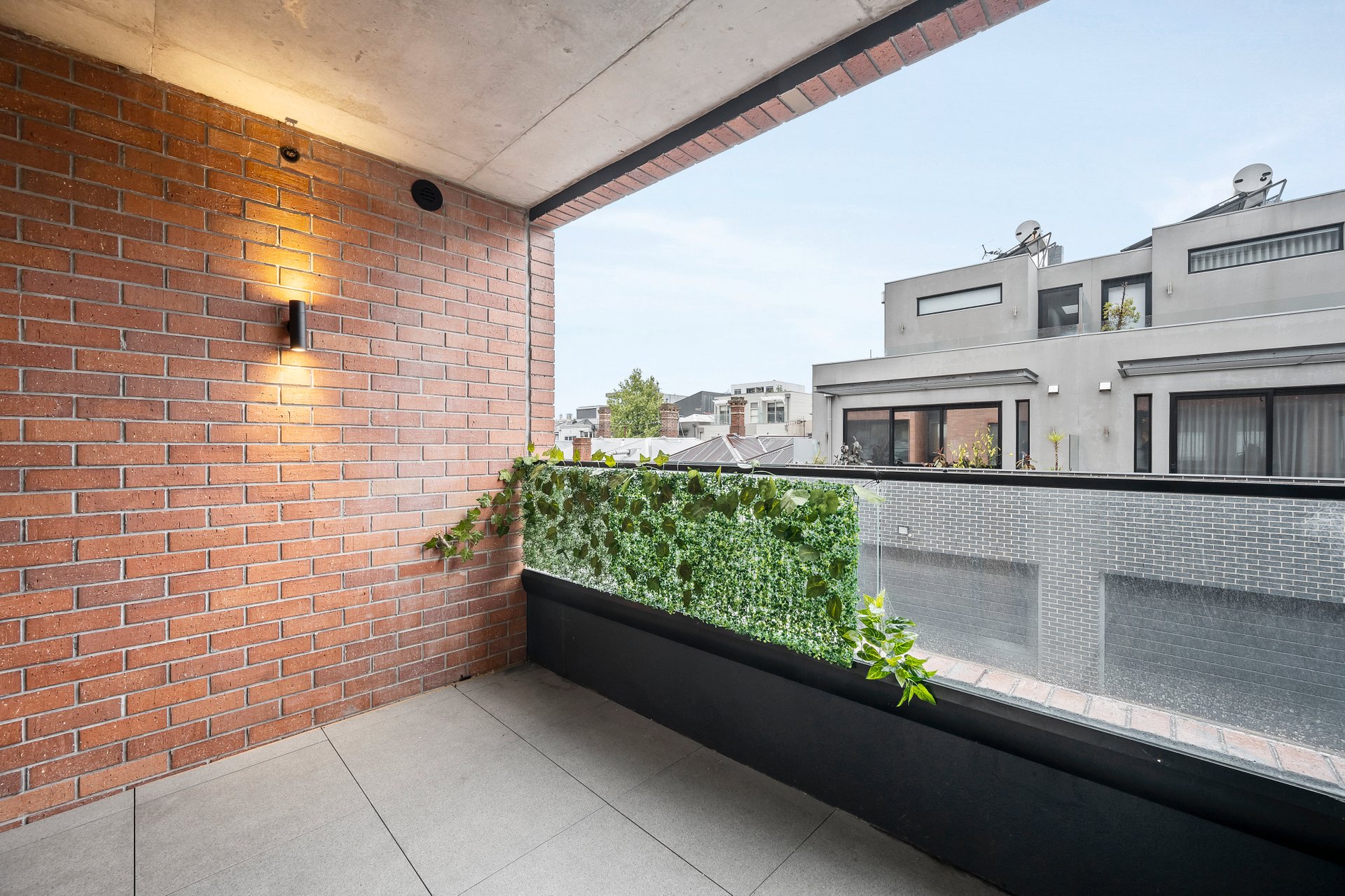 Property Gallery Thumbnail 4