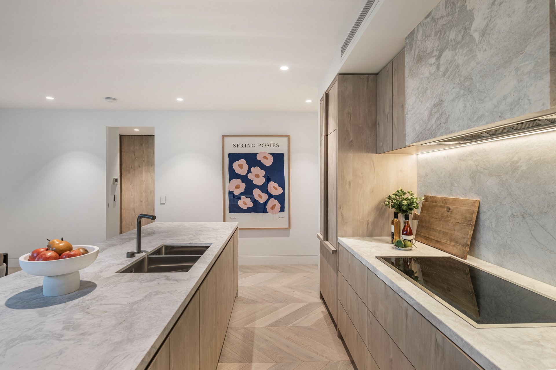 Property Gallery Thumbnail 6