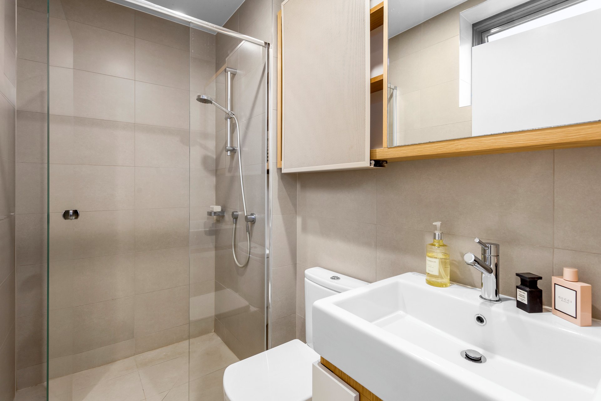 Property Gallery Thumbnail 7