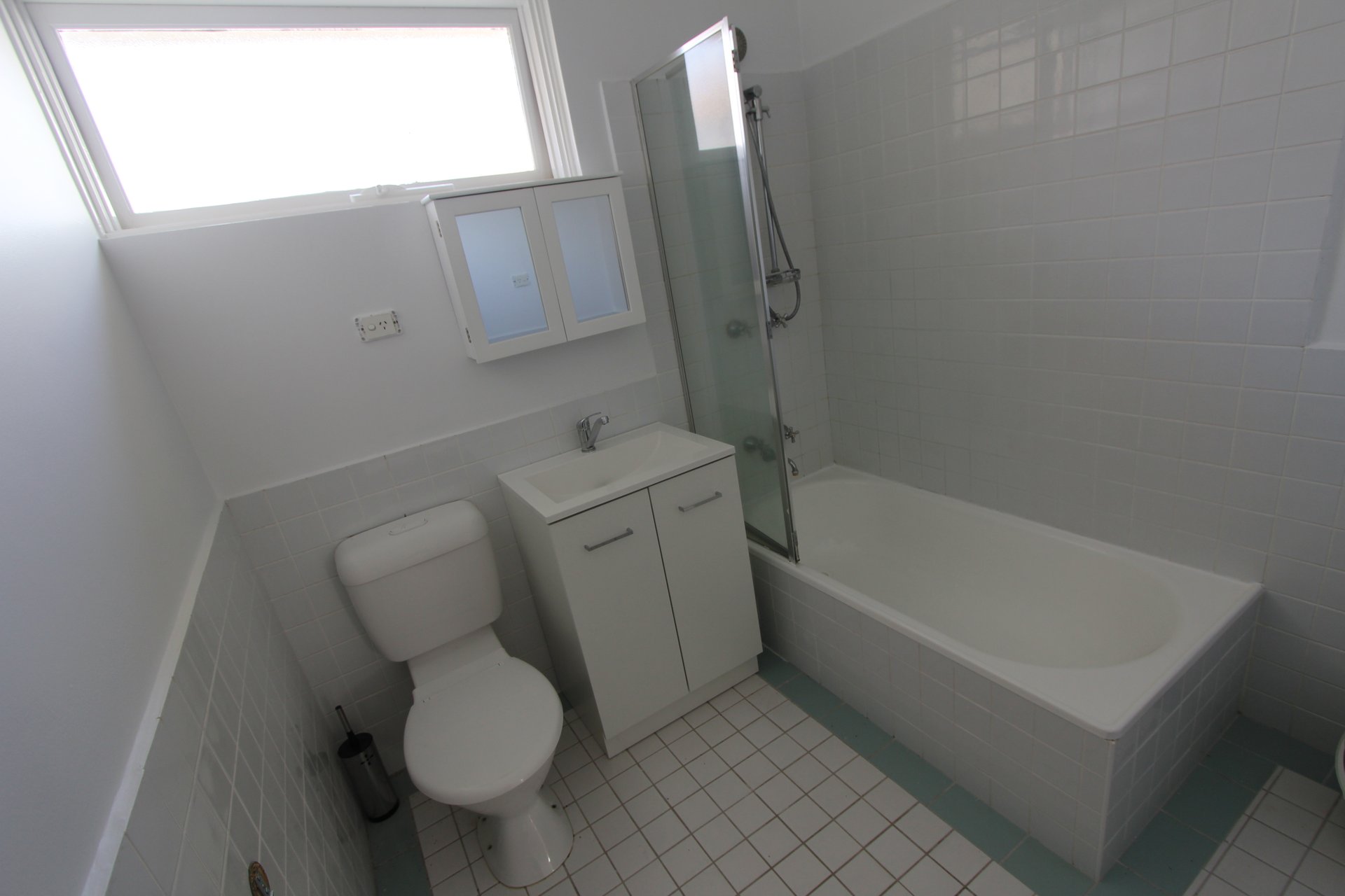 Property Gallery Thumbnail 6
