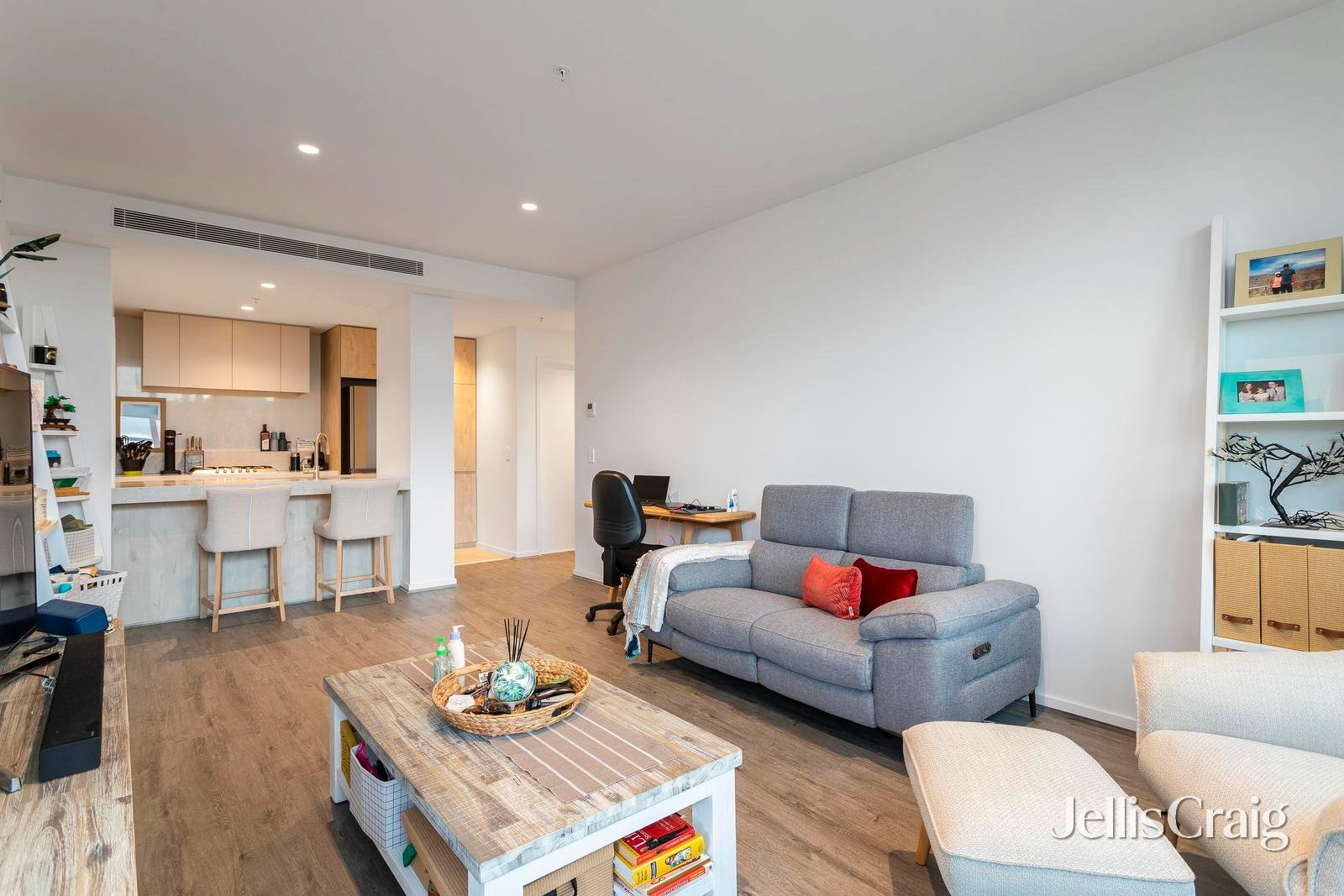 103/7 Windsor Terrace, Williamstown image 4