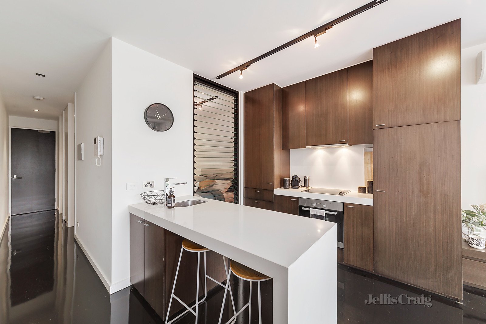 103/72 Acland Street, St Kilda image 6