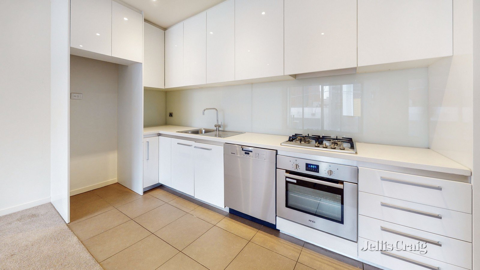 103/8 Balmain St, Cremorne image 3