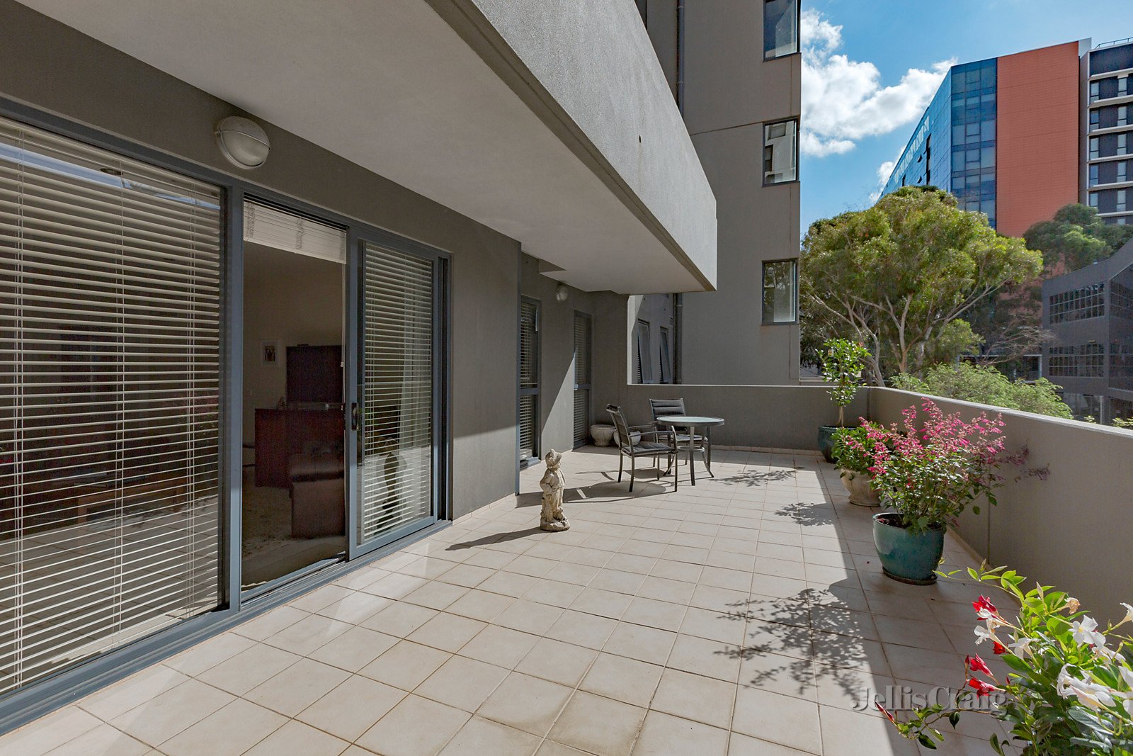 103/8 Clay Drive, Doncaster image 3