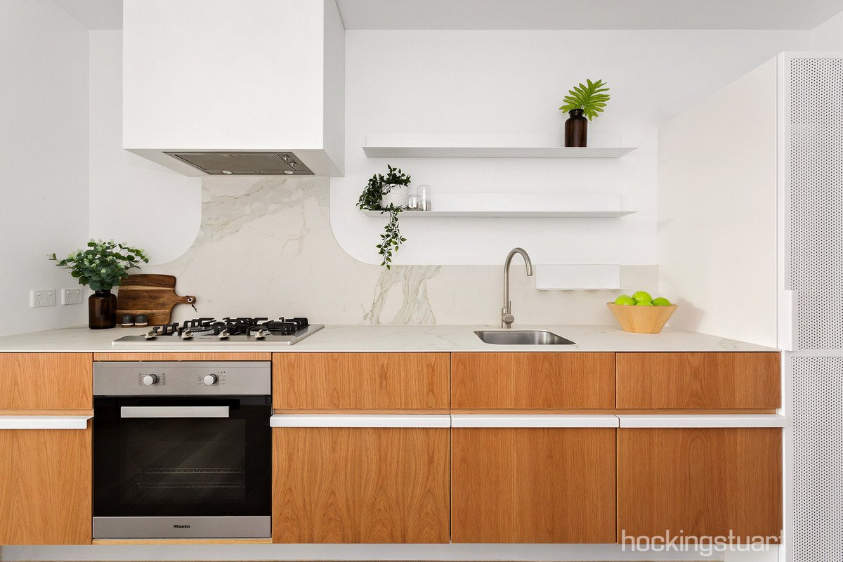 103/8 Luton Lane, Hawthorn image 3