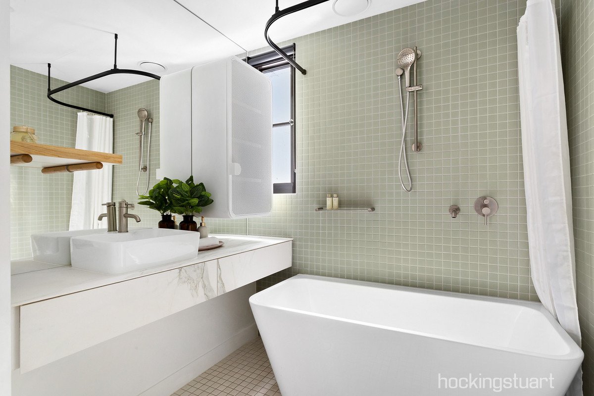 103/8 Luton Lane, Hawthorn image 5