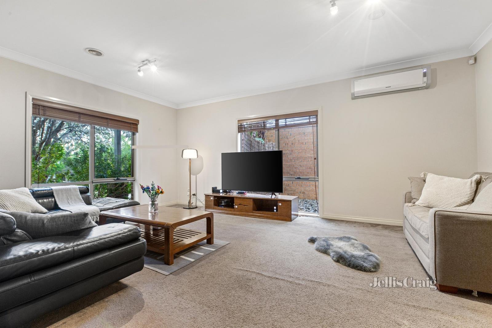 10/38 Sampson Drive, Mount Waverley image 3