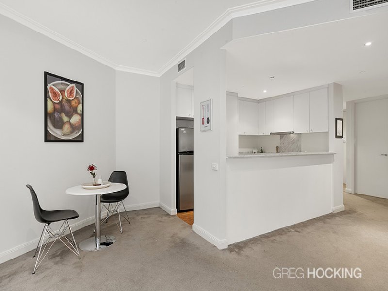 103/88 Beach Street, Port Melbourne image 3