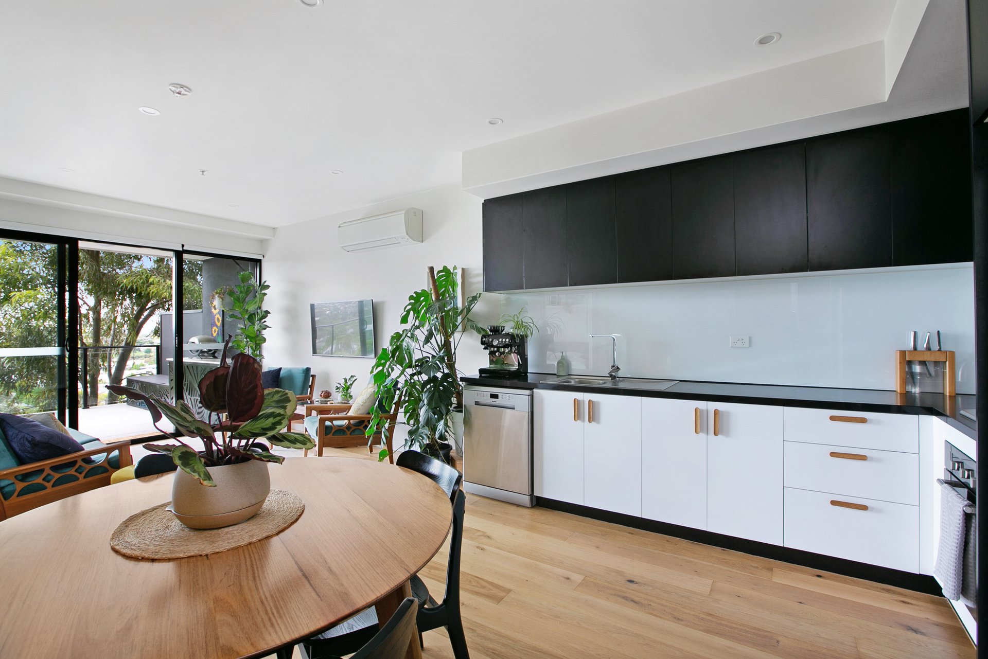 103/88 La Scala Avenue, Maribyrnong image 3