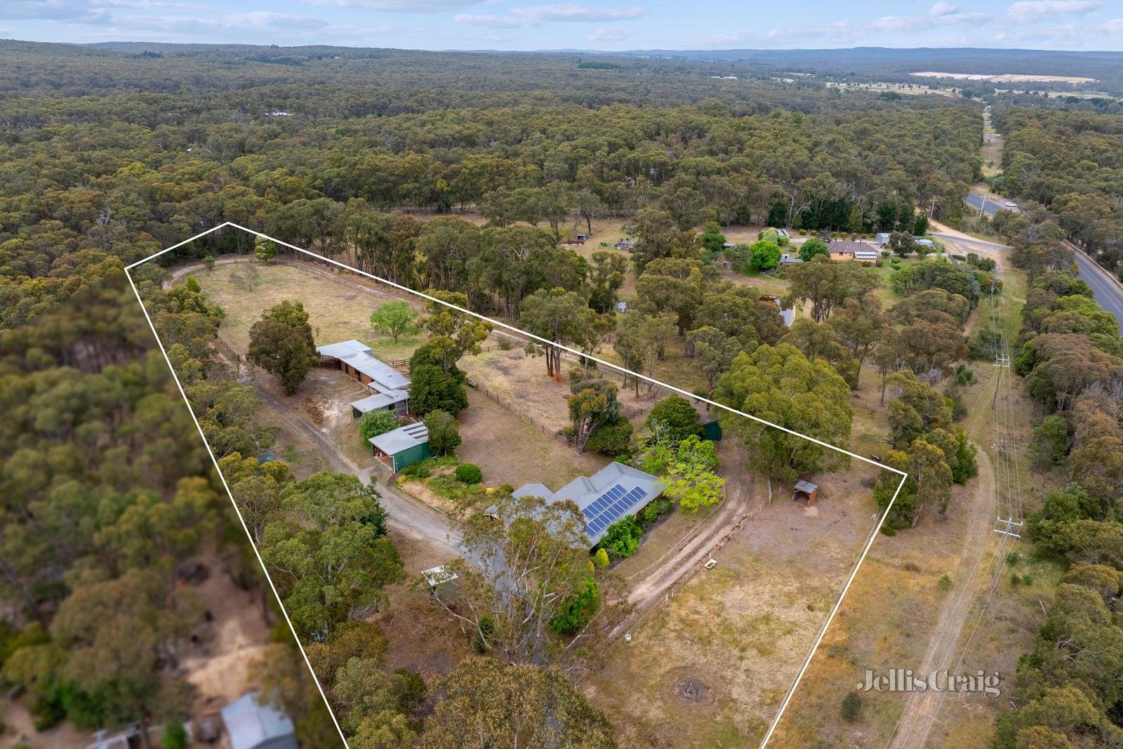 1039 Glenelg Highway, Smythes Creek image 19