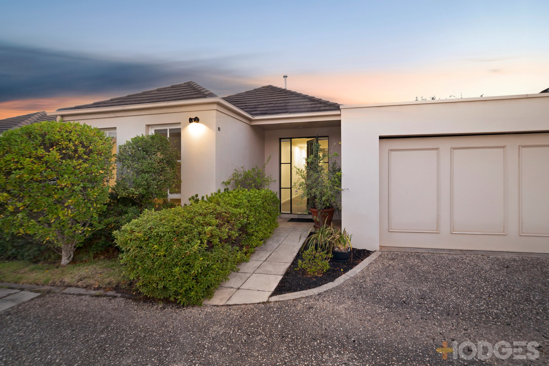 10 / 392-394 Bay Street Brighton