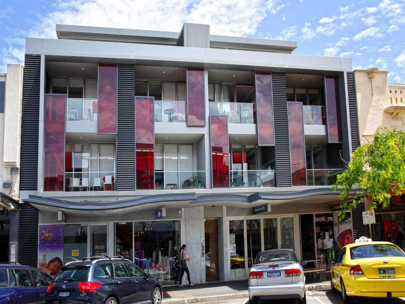 103/96 Ormond Road, Elwood image 2
