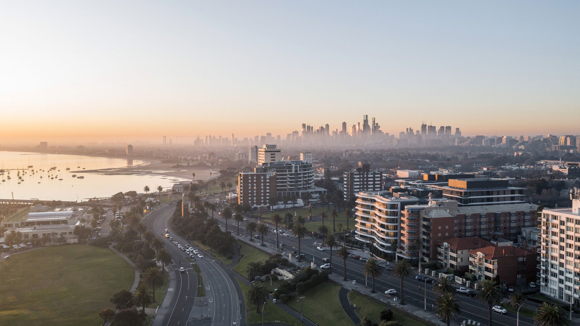 103G/14-16 The Esplanade, St Kilda image 2