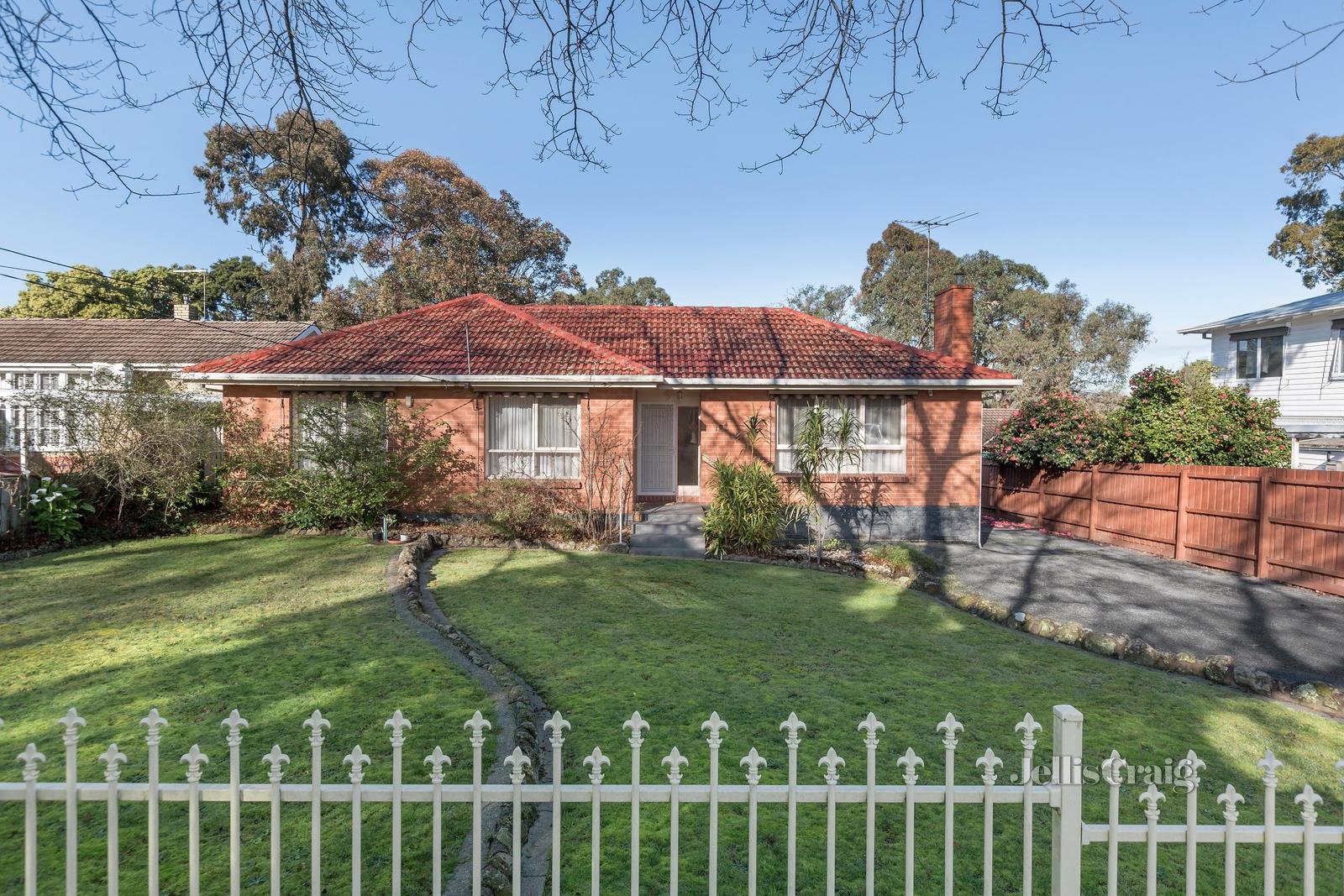 104 Brunswick Road, Mitcham image 2