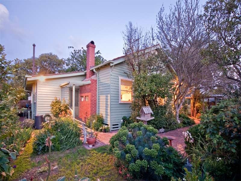 104 Carrington Road, Box Hill image 9