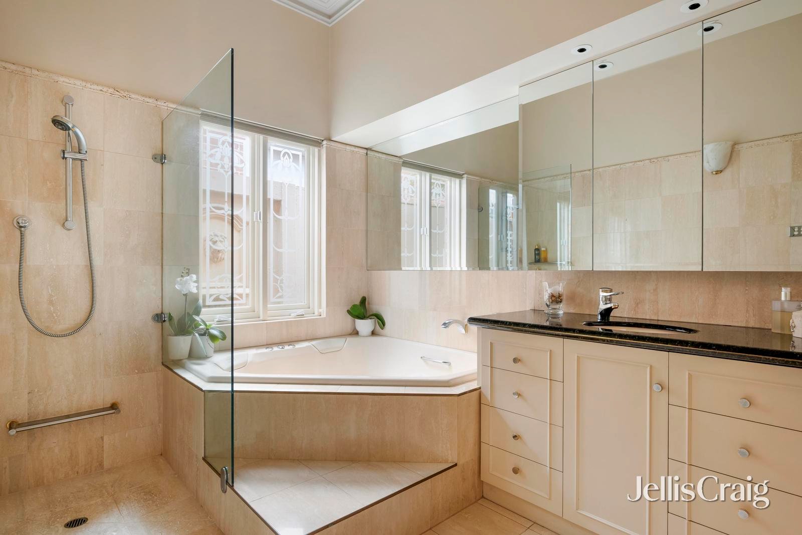 104 Harold Street, Middle Park image 13