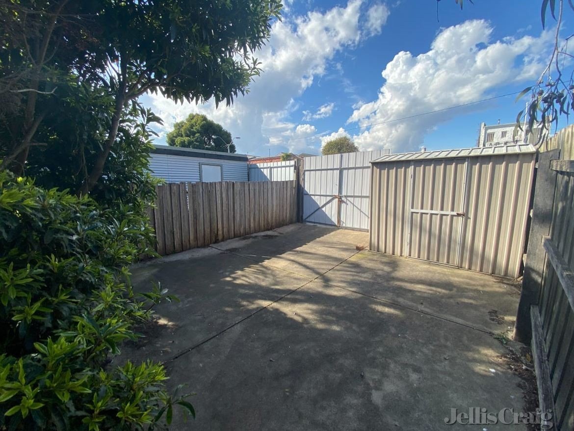 104 Helen Street, Northcote image 9