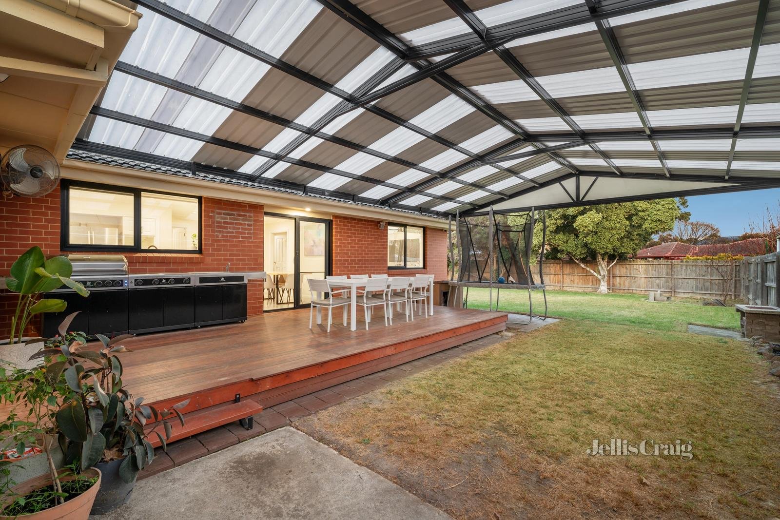 104 King Arthur Drive, Glen Waverley image 12