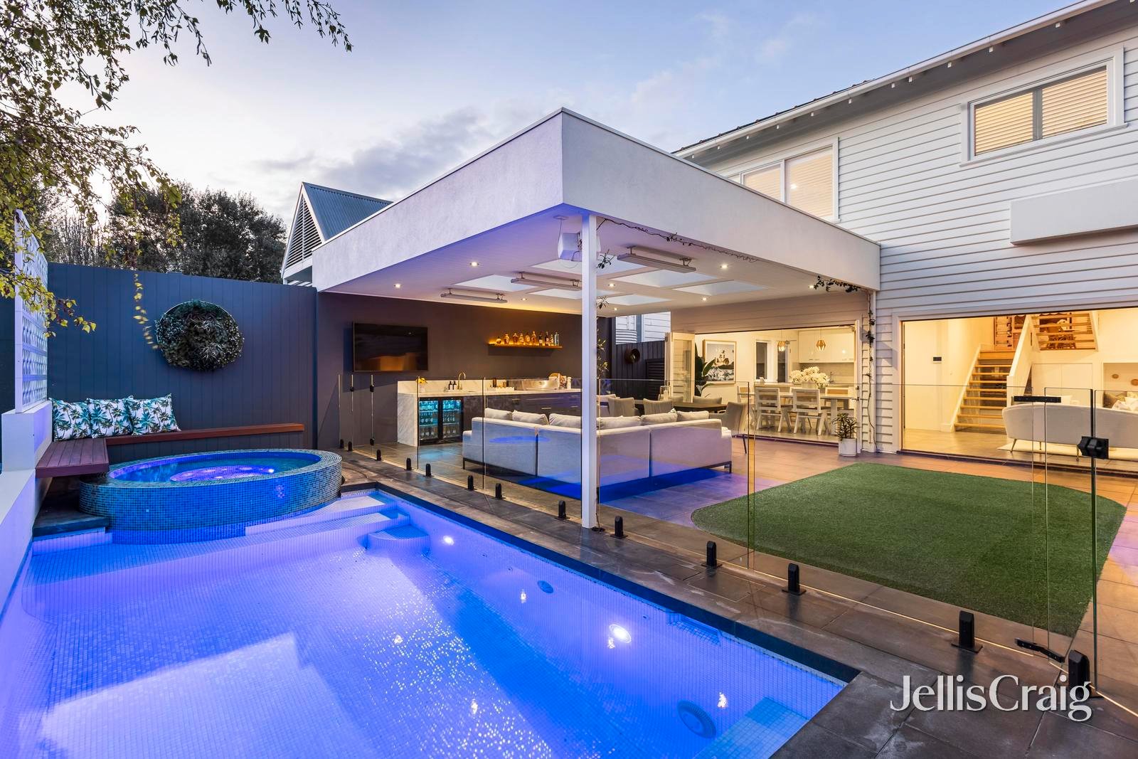 104 Linacre Road, Hampton image 1