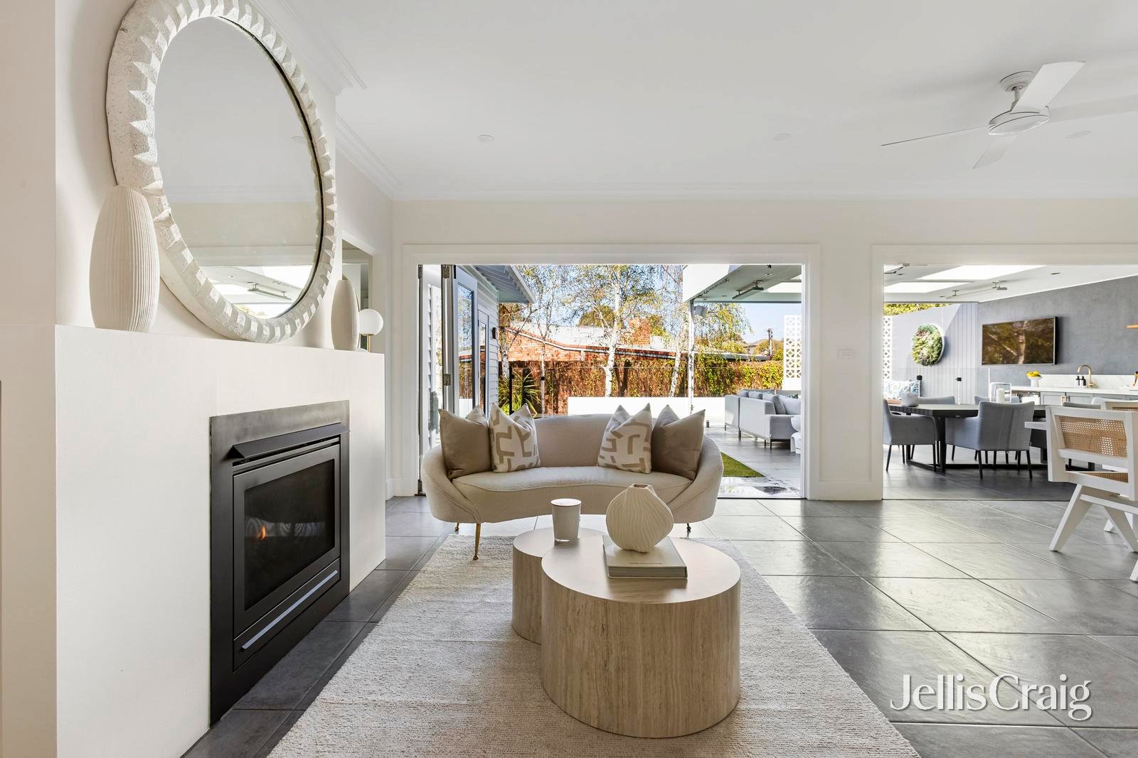 104 Linacre Road, Hampton image 2