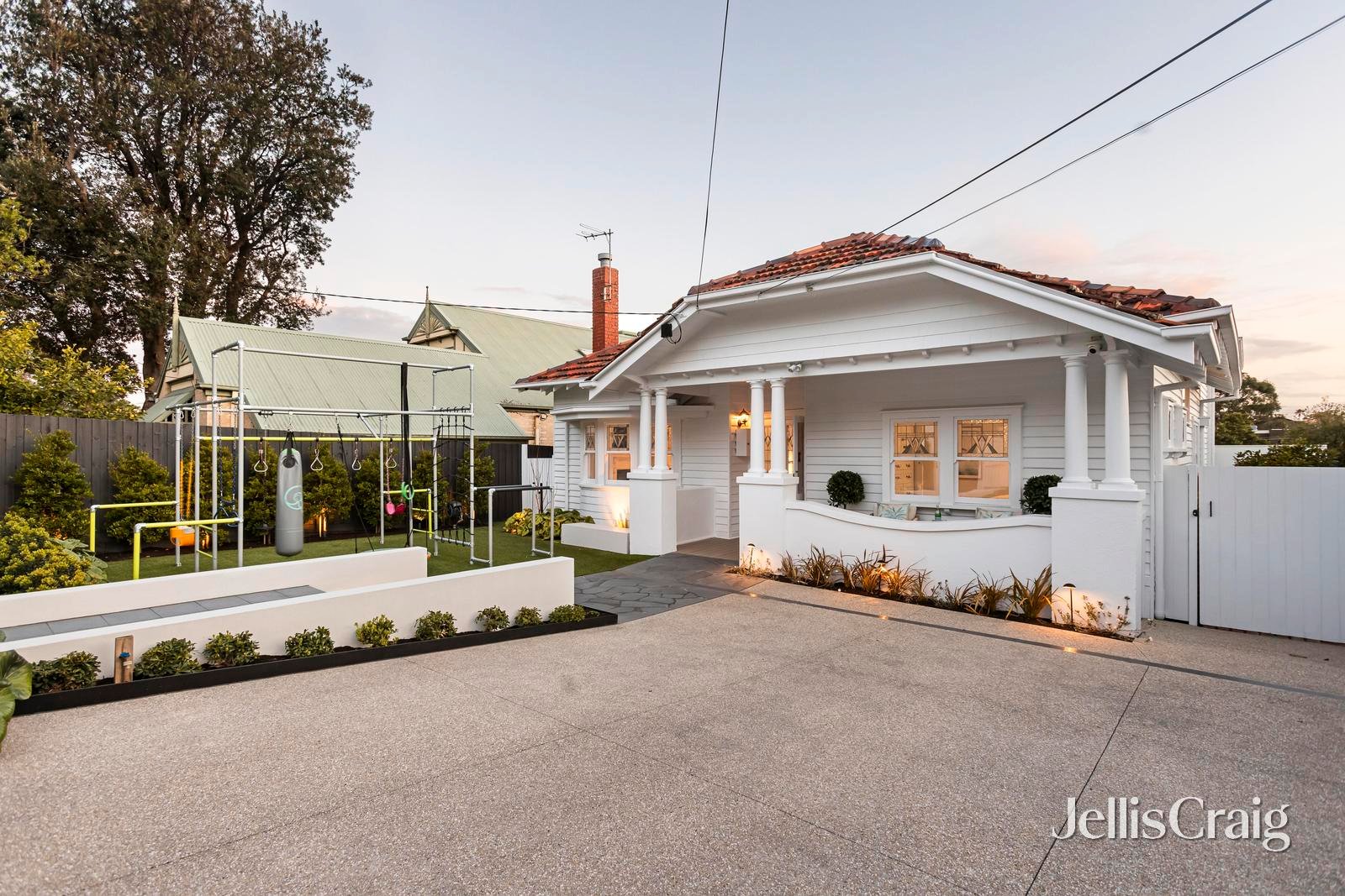 104 Linacre Road, Hampton image 5