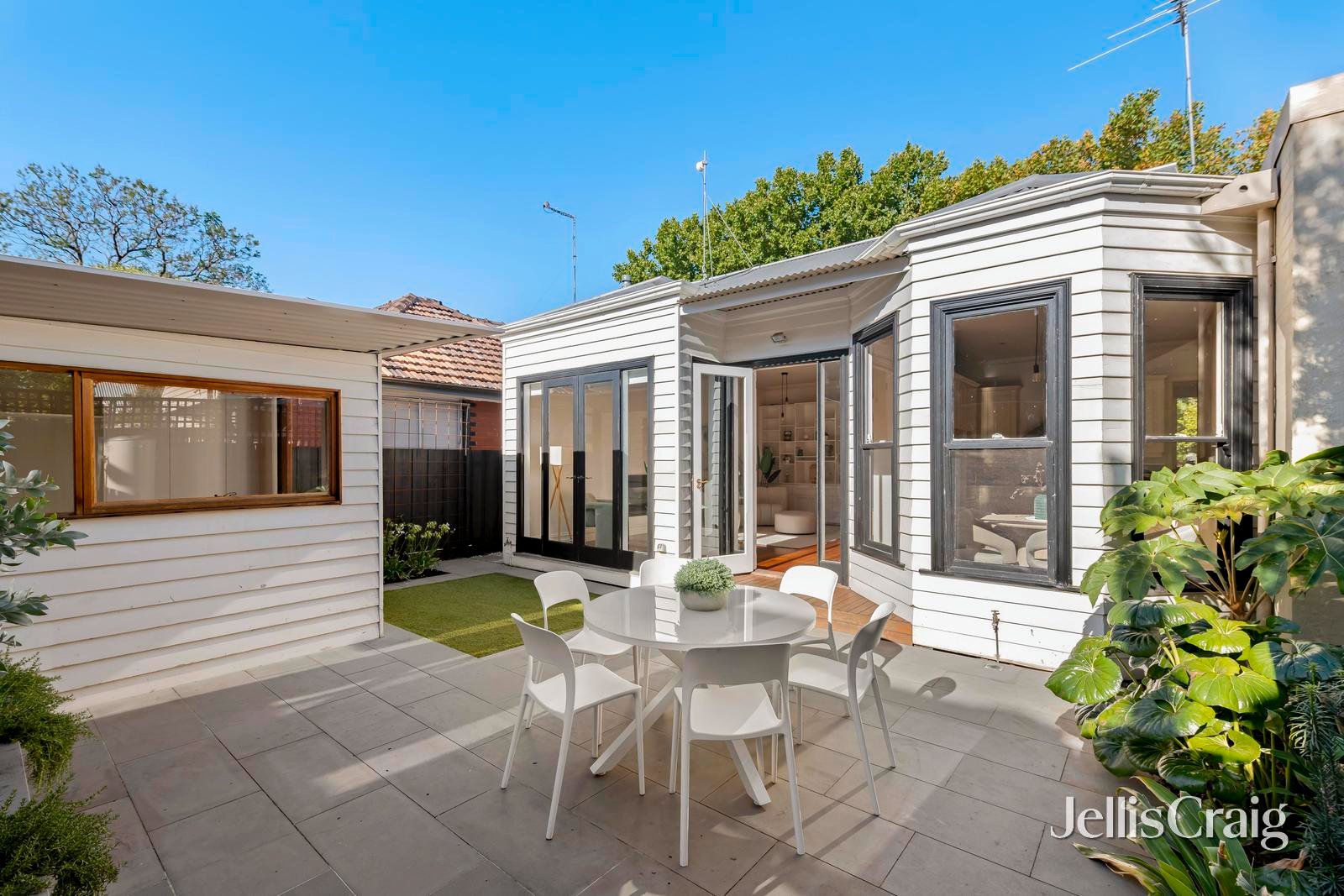 104 Park Street, Abbotsford image 7