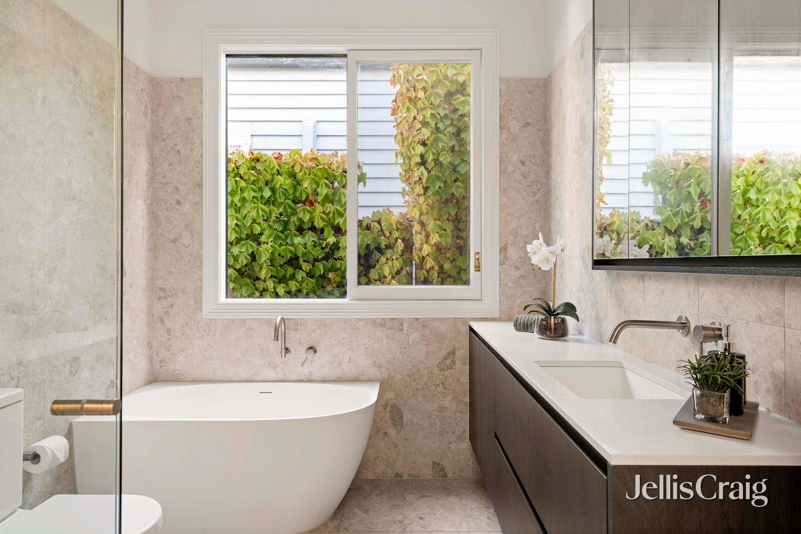 104 Park Street, Abbotsford image 11