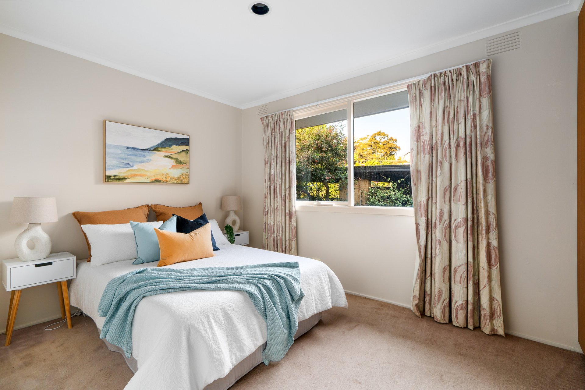 Property Gallery Thumbnail 12