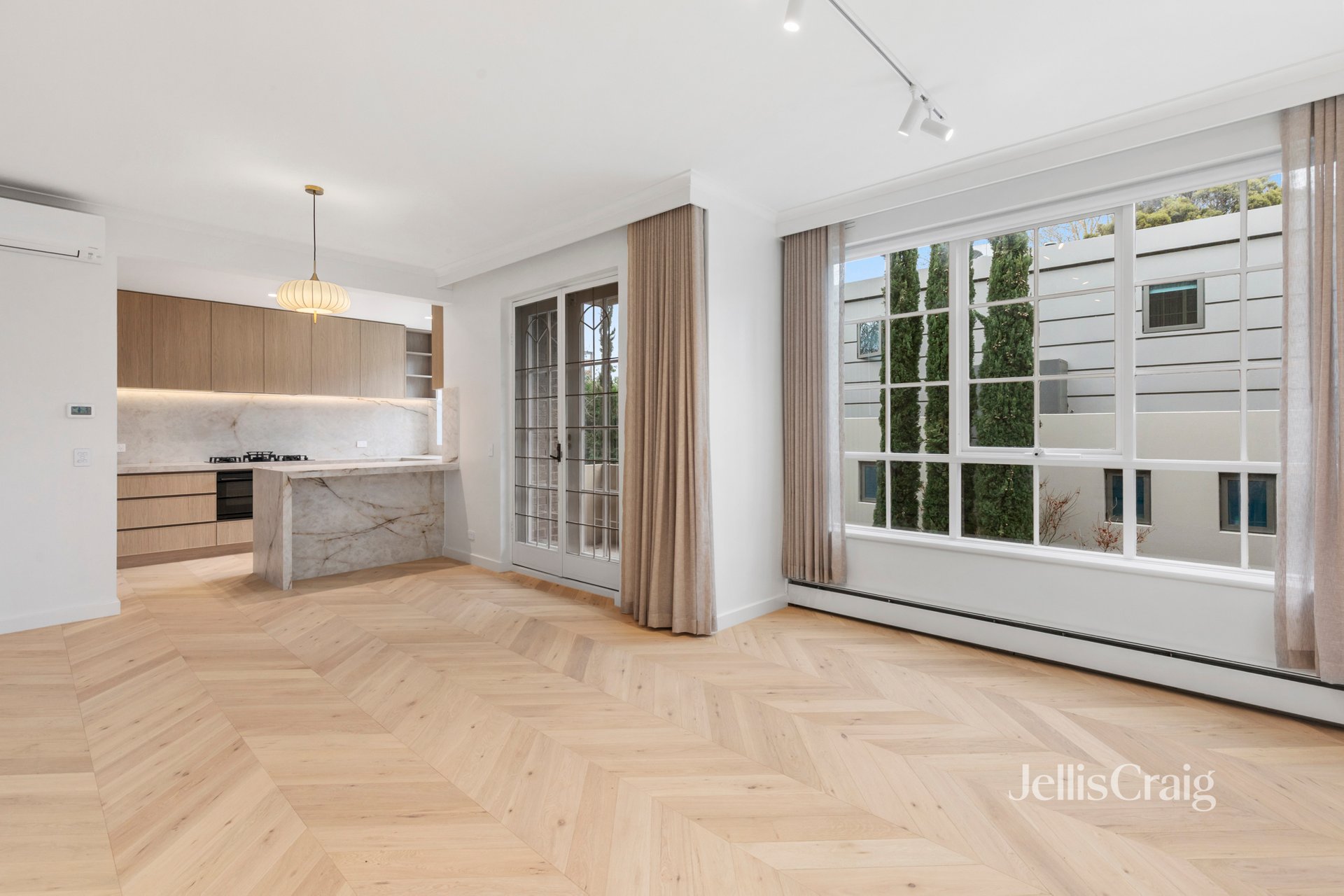 10/4 Rockley Road, South&nbsp;Yarra image 1