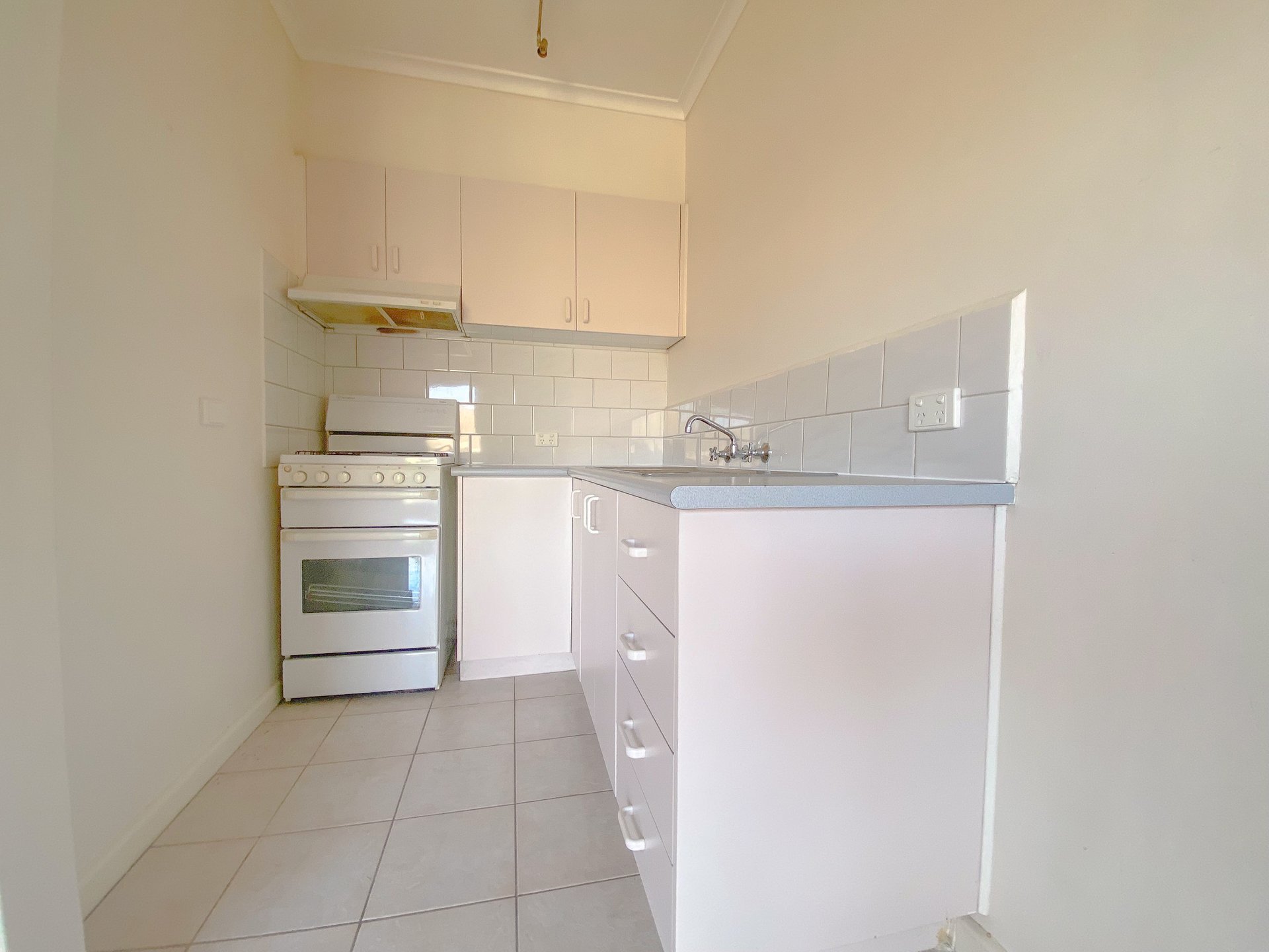 10 / 4 Rosedale Avenue GLEN HUNTLY, VIC 3163