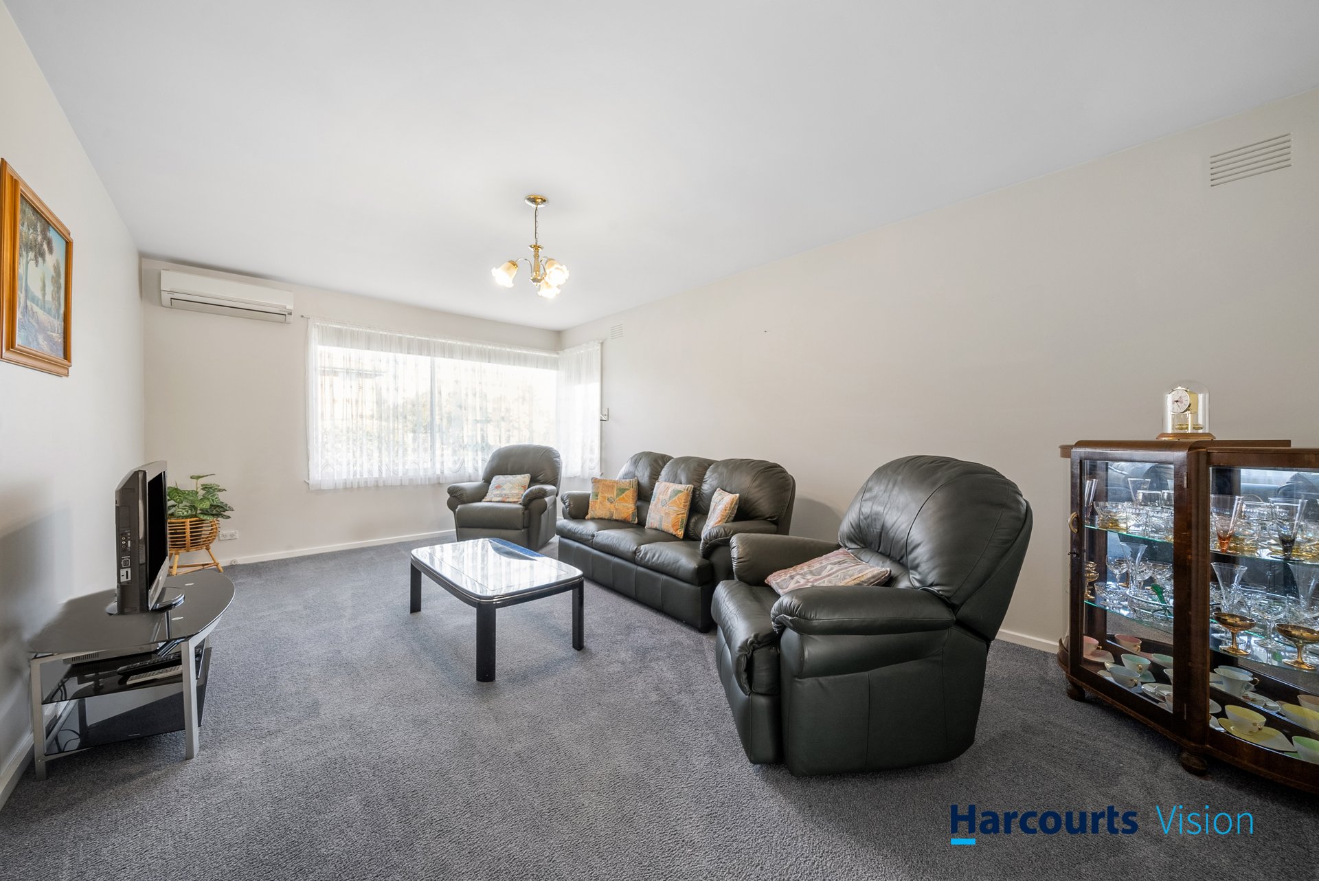 104 Sterling Drive, Keilor East image 2