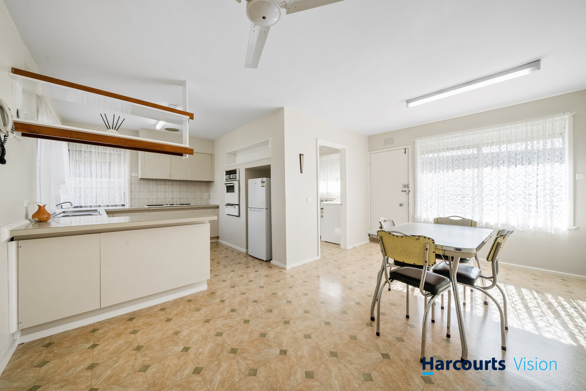 104 Sterling Drive, Keilor East image 3