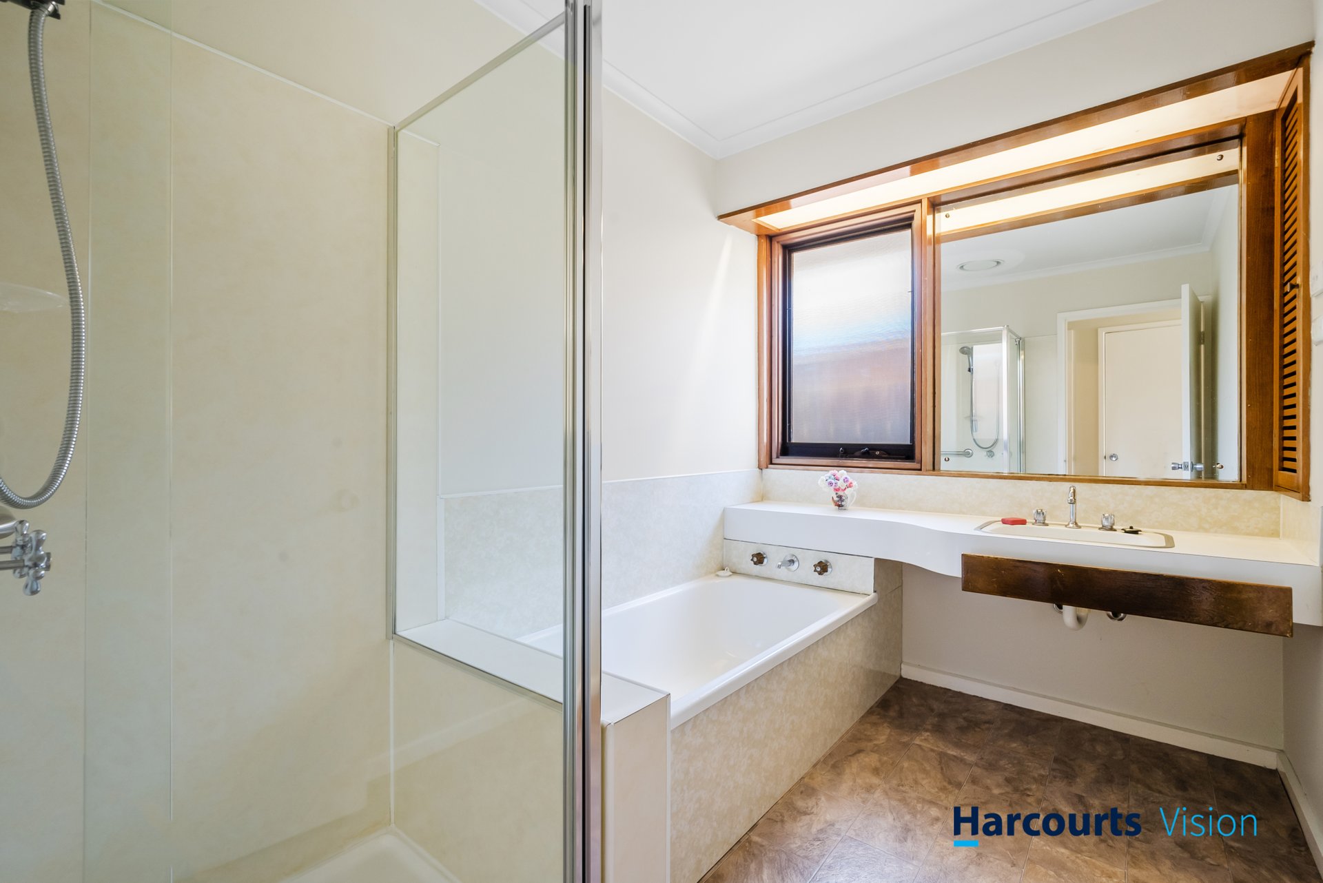 104 Sterling Drive, Keilor East image 6