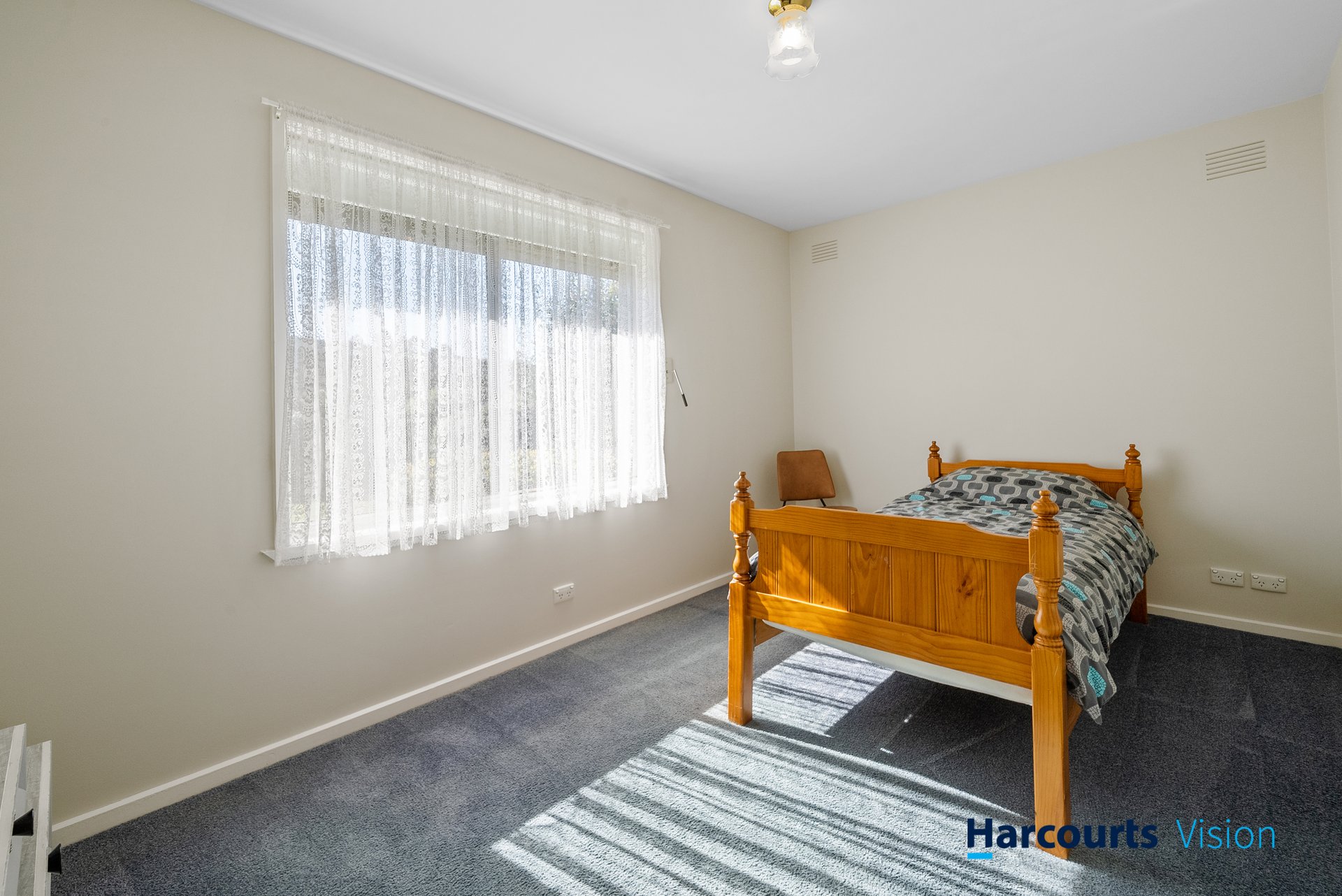 104 Sterling Drive, Keilor East image 7