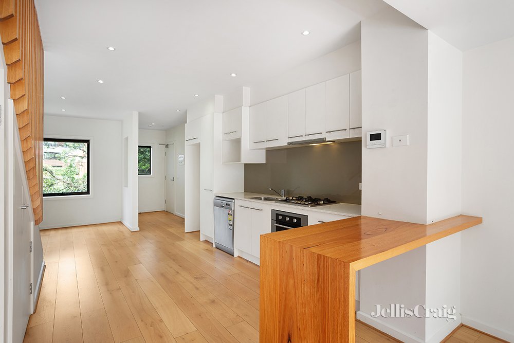10/40 Rosanna Road, Heidelberg image 2
