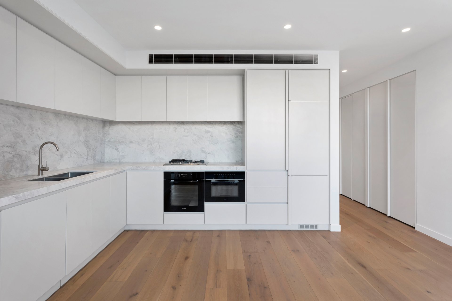 Property Gallery - Main Image
