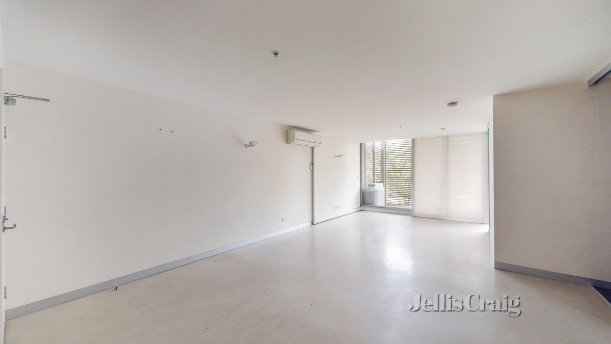 104/1 Danks Street, Port Melbourne image 6