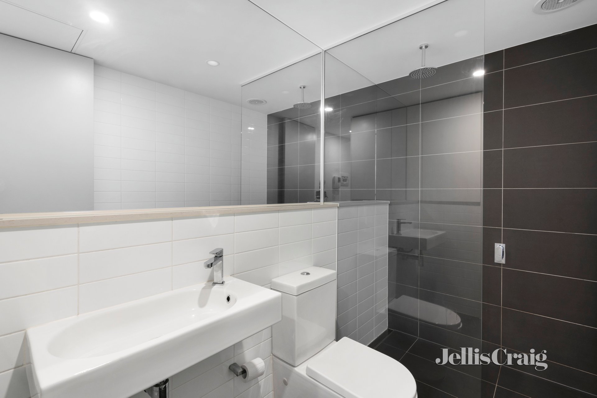 104/12 Illowa St, Malvern East image 5