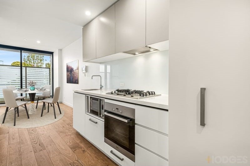 104 / 120 High Street PRAHRAN