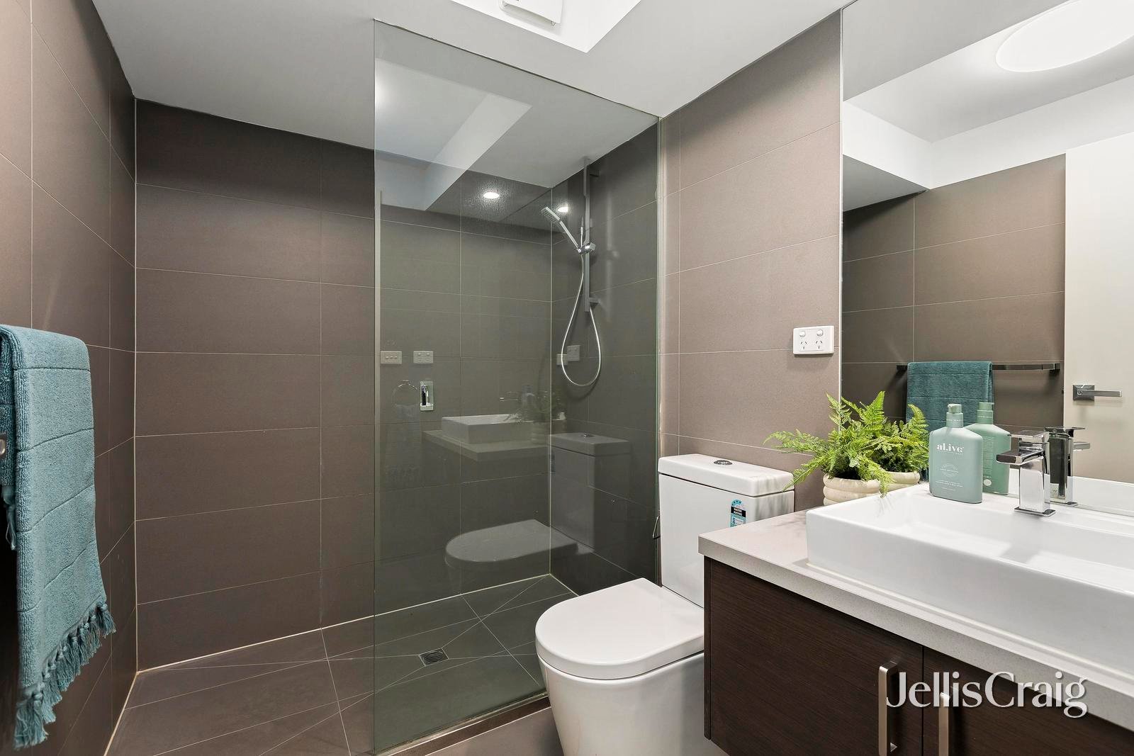 104/120 Hotham Street, St&nbsp;Kilda&nbsp;East image 6
