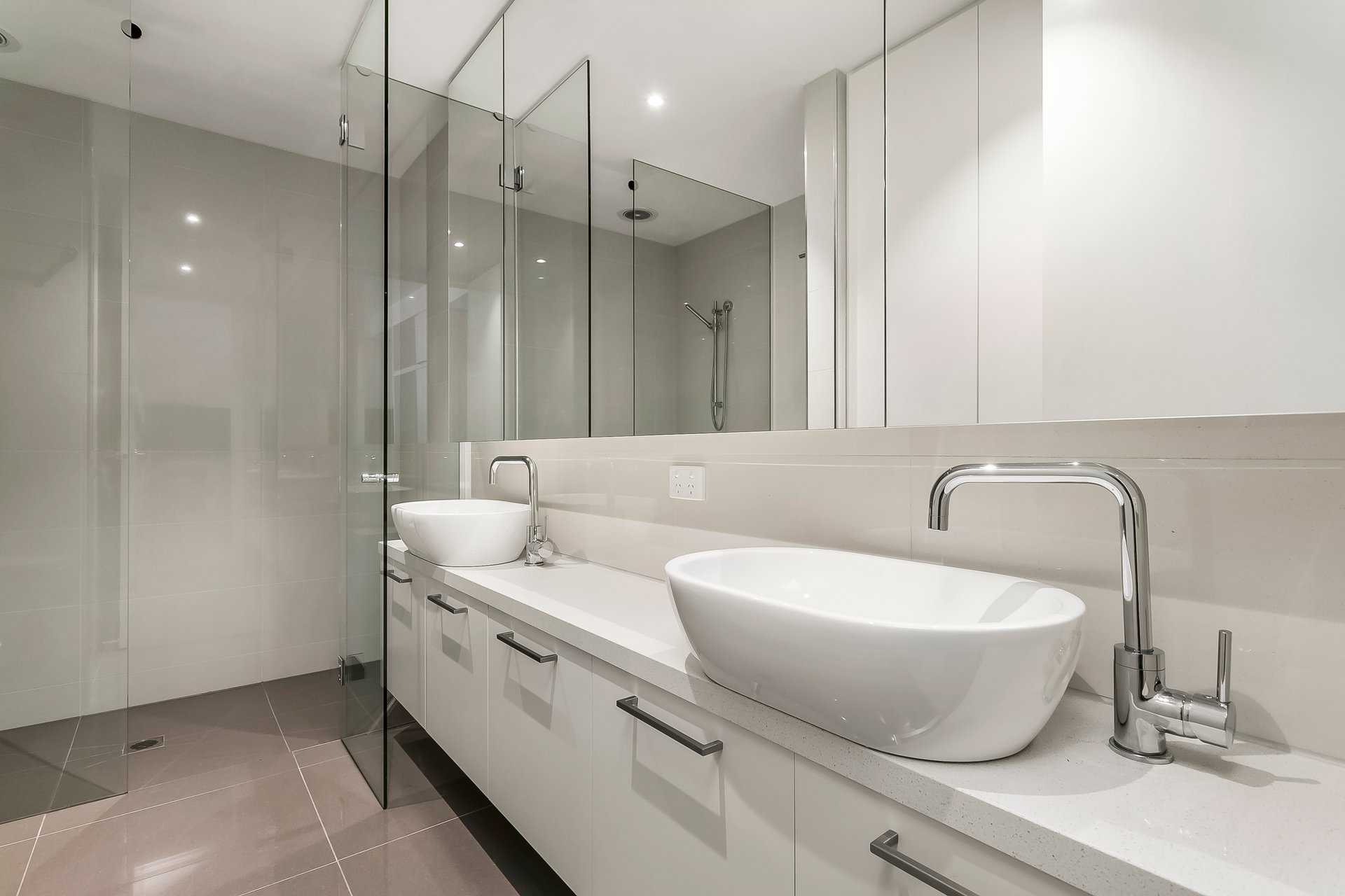 Property Gallery Thumbnail 6
