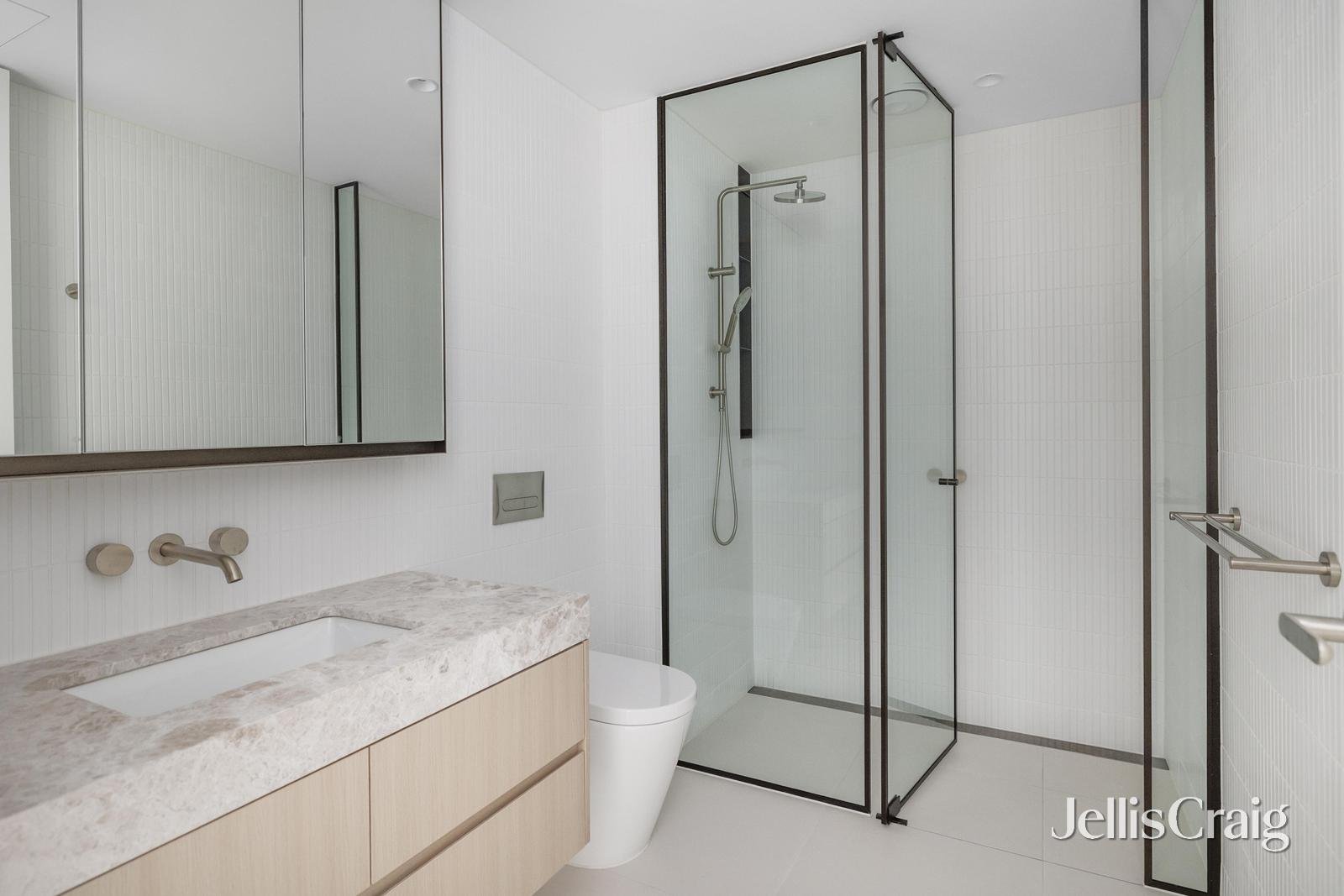 104/1289 High Street, Malvern image 6