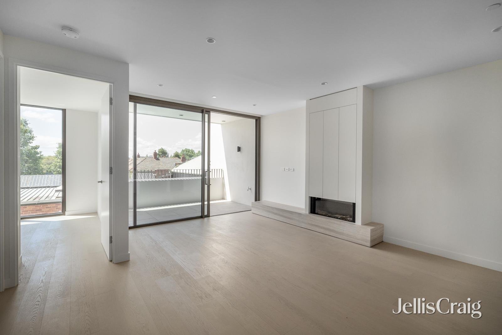 104/1289 High Street, Malvern image 9