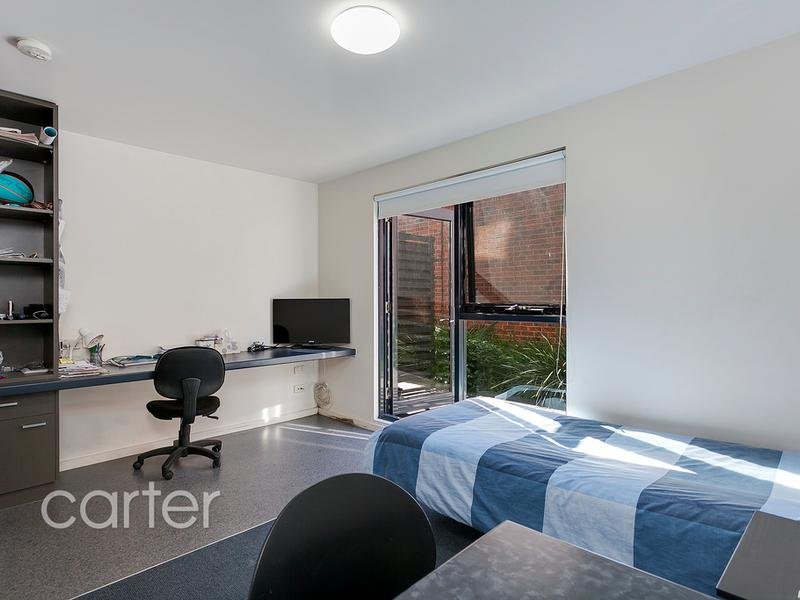 104/141 Waverley Road, Malvern East image 2