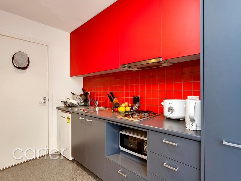 104/141 Waverley Road, Malvern East image 3