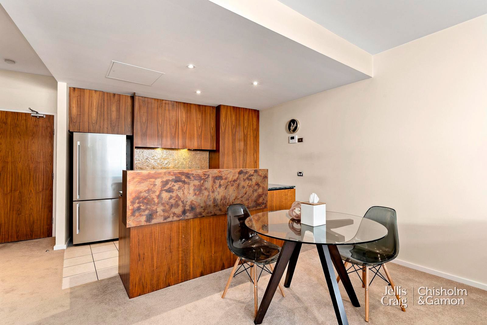 104/187 Graham Street, Port Melbourne image 6