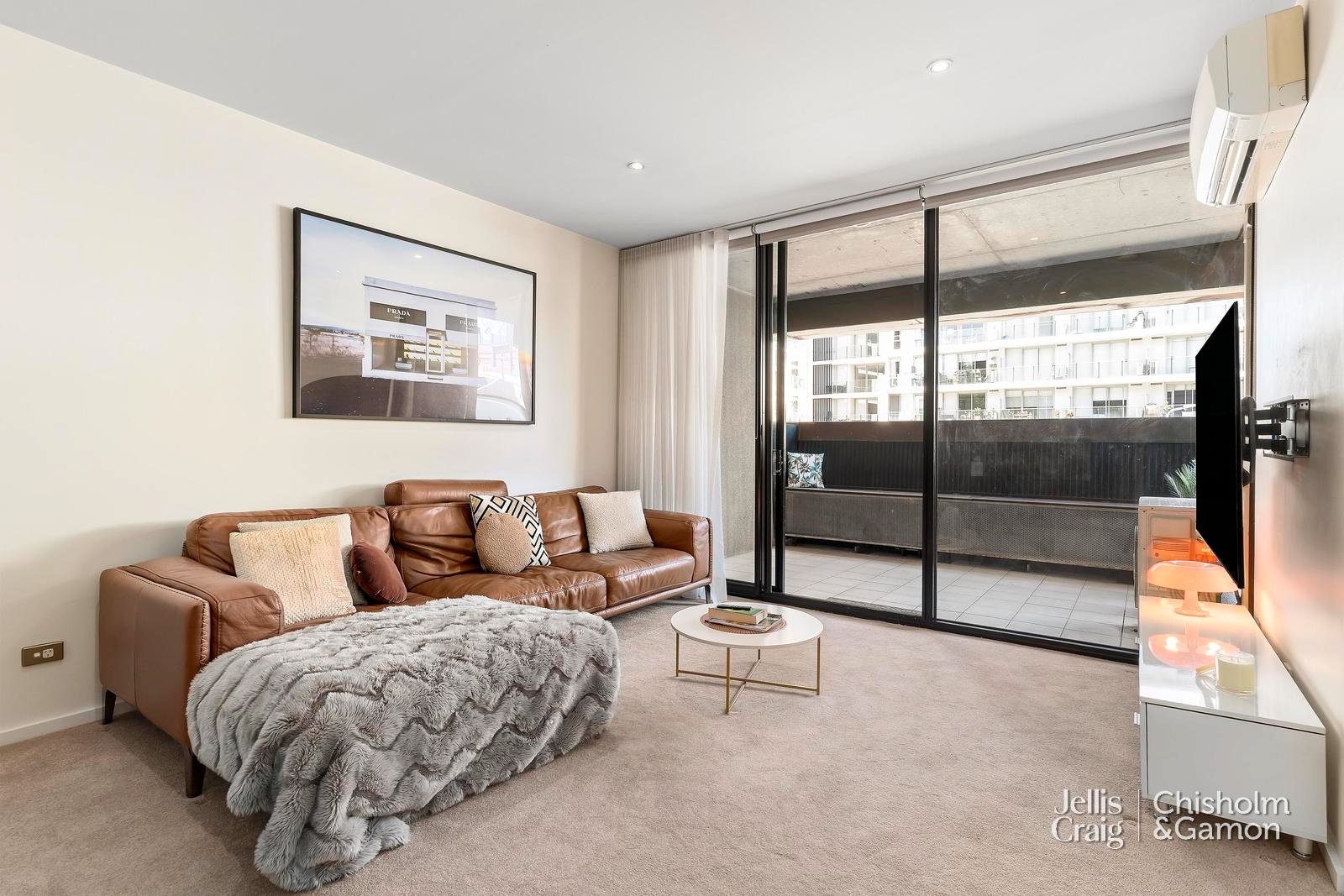 104/187 Graham Street, Port Melbourne image 7