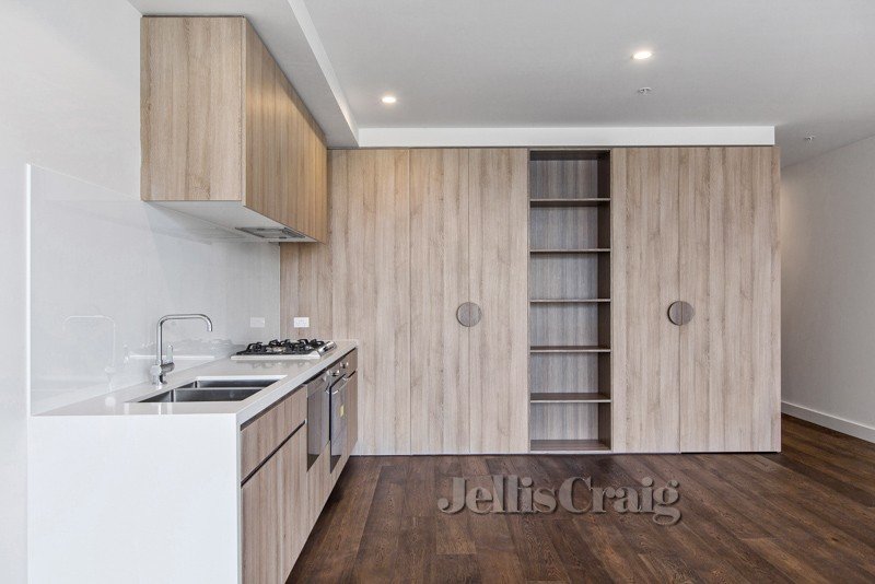 1.04/19-25 Nott Street, Port Melbourne image 2