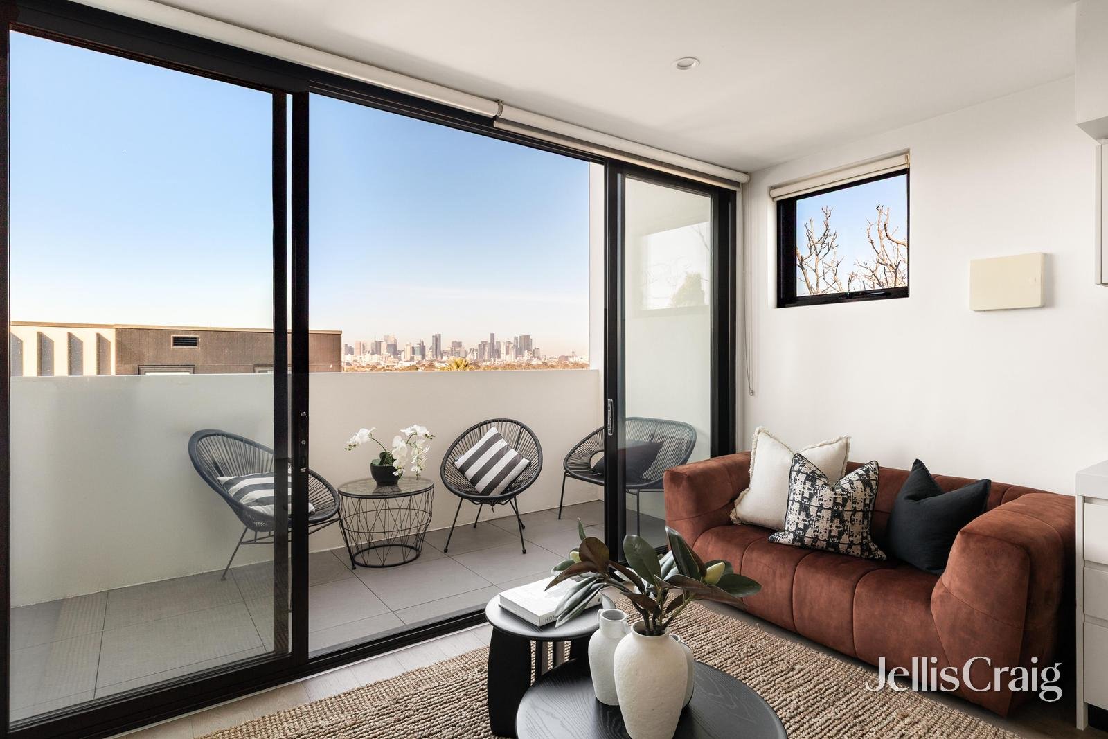 104/1a Campbell Grove, Northcote image 2