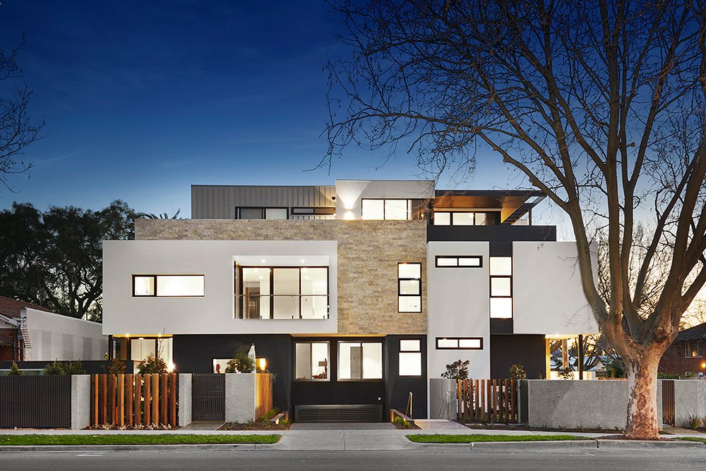 104/1a Rothesay Avenue, Elwood image 2